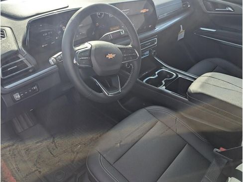 New 2026 Chevrolet Traverse LT w/ Driver Confidence Package image 12