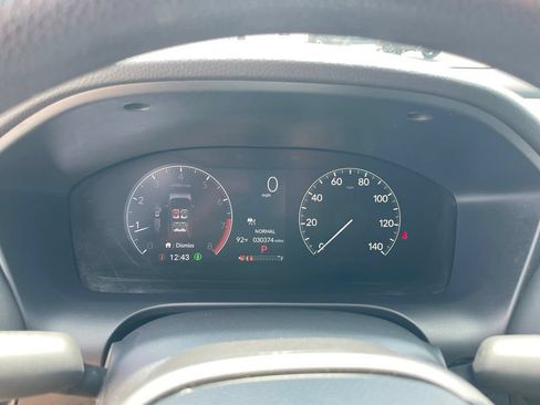 Used 2025 Honda HR-V LX image 14