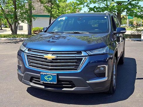 Certified 2023 Chevrolet Traverse LT FWD image 6