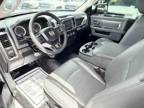 Used 2018 RAM 2500 Tradesman w/ Power & Remote Entry Group RWD image 13