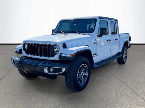 Certified 2024 Jeep Gladiator Sport image 3