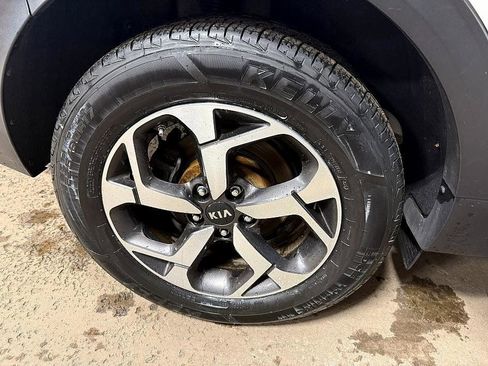 Used 2020 Kia Sportage LX image 28