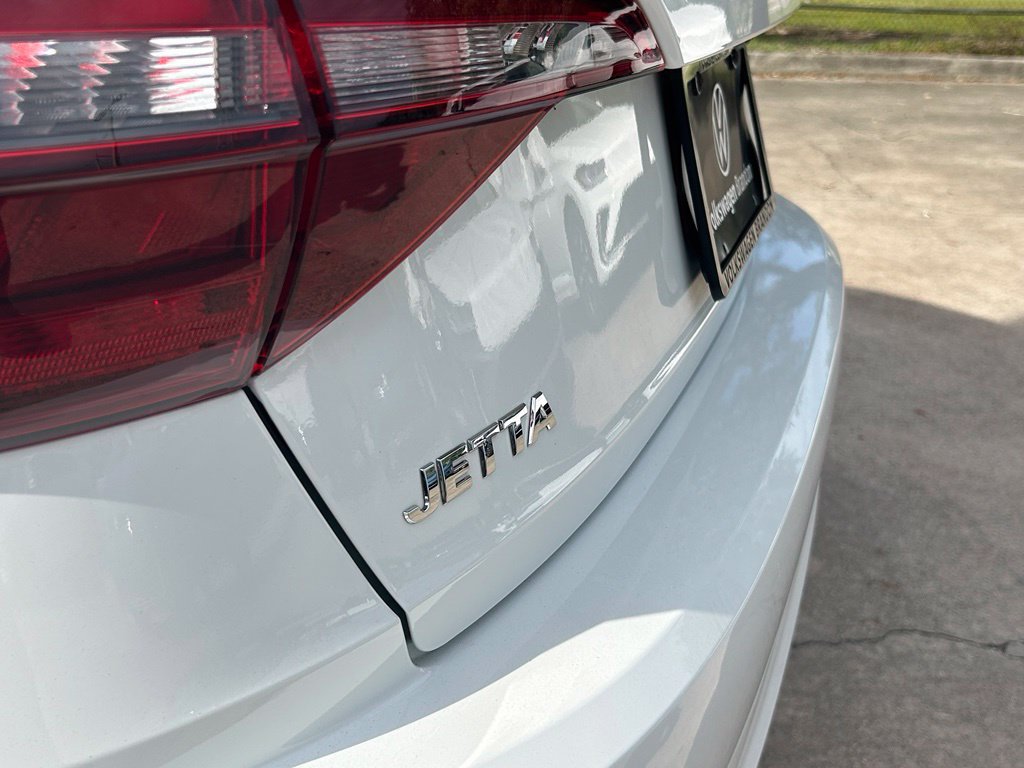 Used 2021 Volkswagen Jetta SE w/ SE Cold Weather Package FWD image 45