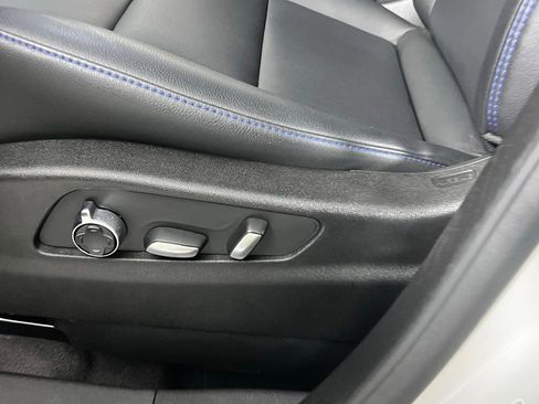 Used 2024 Cadillac XT4 Sport image 24