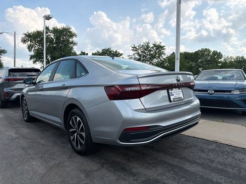 Certified 2025 Volkswagen Jetta S FWD image 6
