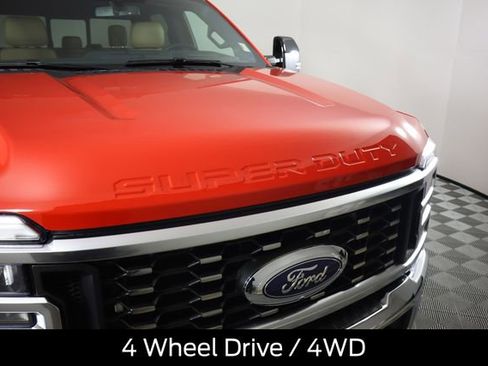 Certified 2026 Ford F450 Lariat w/ Lariat Ultimate Package AWD/4WD image 13