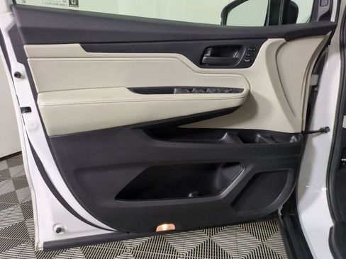 Certified 2025 Honda Odyssey EX-L image 14
