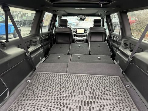 New 2026 Jeep Grand Wagoneer L 4WD w/ Premium Group I image 48