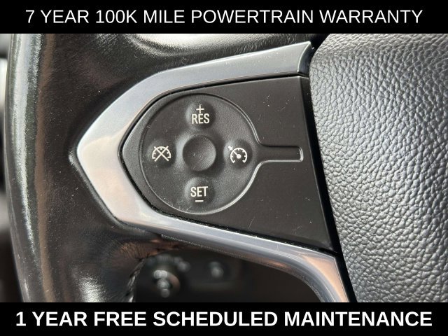 Used 2021 Chevrolet Traverse LT FWD image 24