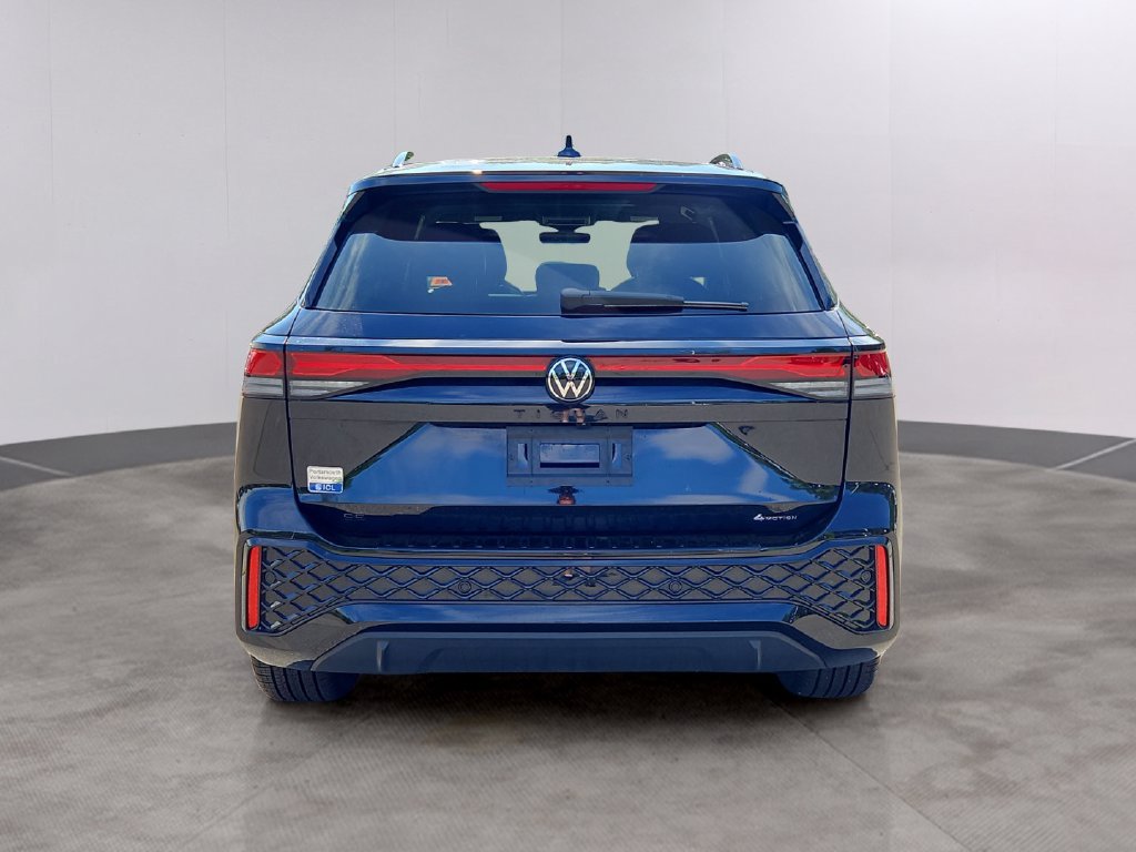 Certified 2026 Volkswagen Tiguan SE R-Line AWD/4WD image 5