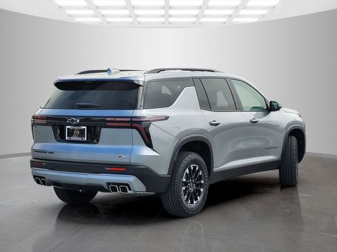 New 2026 Chevrolet Traverse Z71 w/ Enhanced Driving Package image 4