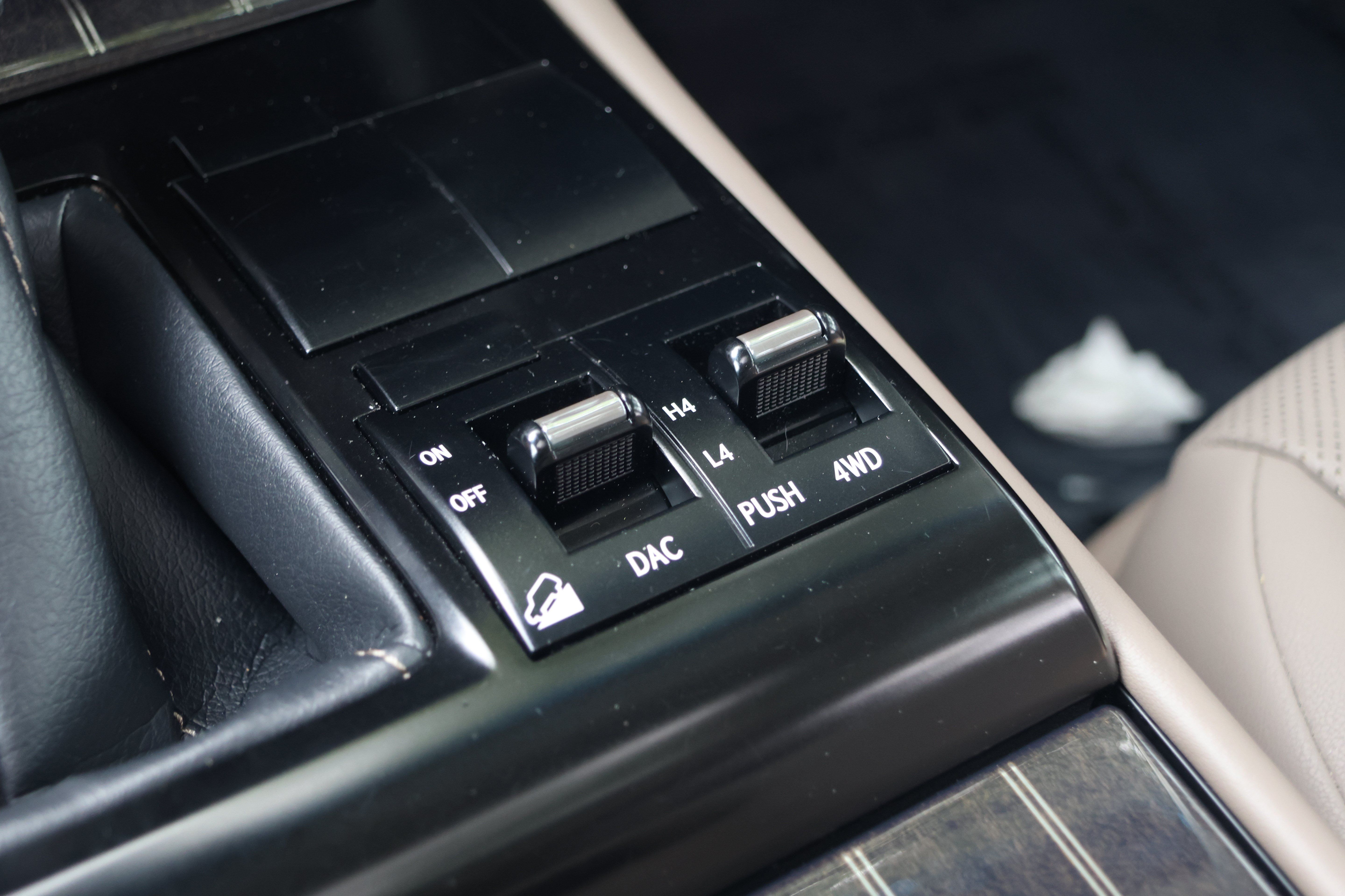Used 2021 Lexus GX 460 Premium w/ Premium Package AWD/4WD image 30