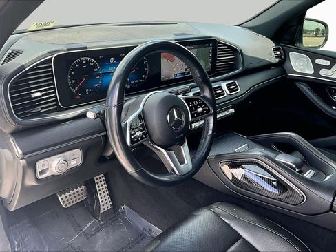 Used 2023 Mercedes-Benz GLS 450 4MATIC image 18