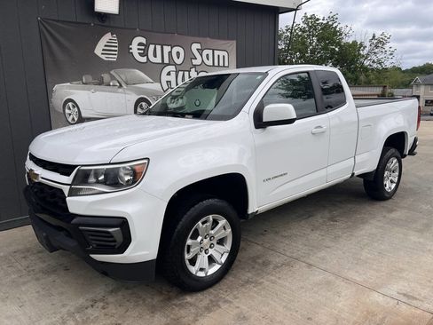 Used 2022 Chevrolet Colorado LT w/ Fleet Safety Package RWD image 2