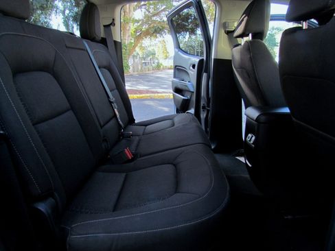 Used 2015 GMC Canyon SLE w/ SLE Convenience Package image 21