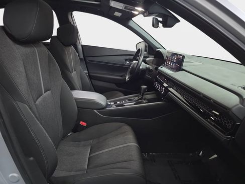 Used 2023 Honda Accord Sport image 10