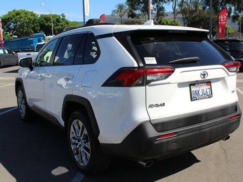 Certified 2020 Toyota RAV4 XLE Premium w/ Carpet Mat Package FWD image 12