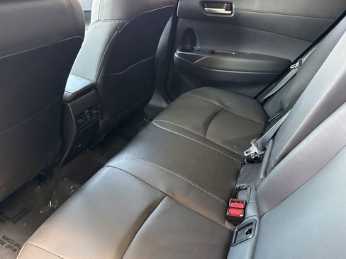 Used 2024 Toyota Corolla Cross XLE w/ Convenience Package FWD image 16