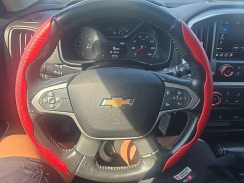 Used 2019 Chevrolet Colorado LT w/ Redline Special Edition AWD/4WD image 14