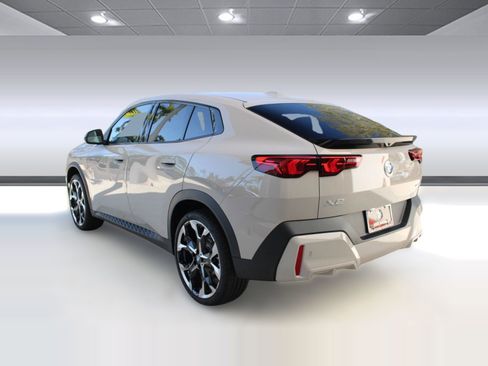 New 2026 BMW X2 xDrive28i w/ Technology Package image 3