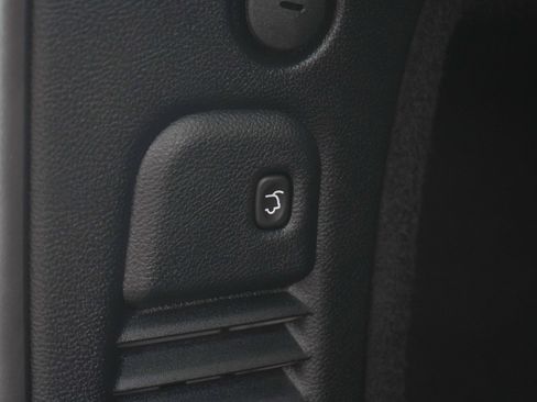 Used 2023 Dodge Durango R/T AWD/4WD image 18