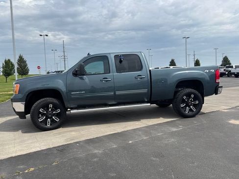Used 2013 GMC Sierra 2500 SLT w/ SLT Convenience Package AWD/4WD image 6