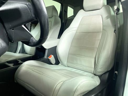 Used 2018 Honda CR-V Touring image 19