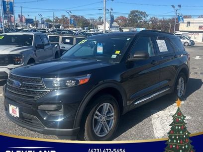 Used 2022 Ford Explorer XLT w/ Class IV Trailer Tow Package