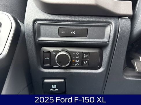 Used 2025 Ford F150 XL image 24