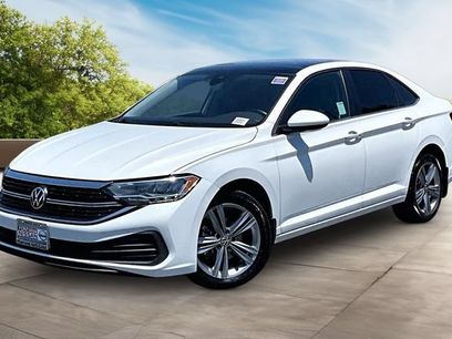 Used 2024 Volkswagen Jetta SE