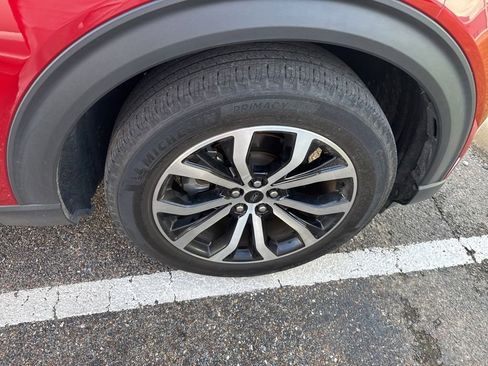 Used 2022 Ford Explorer ST-Line RWD image 18