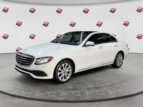 Used 2018 Mercedes-Benz E 300 4MATIC w/ Premium 1 Package image 1