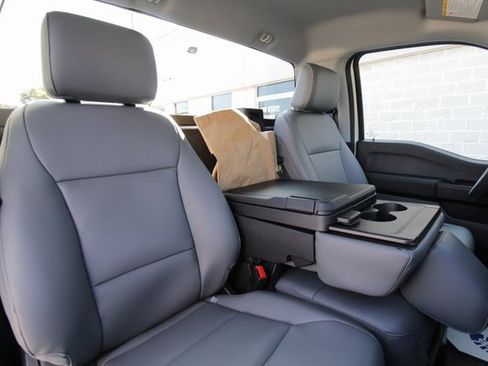 New 2024 Ford F550 4x4 Regular Cab Super Duty image 28