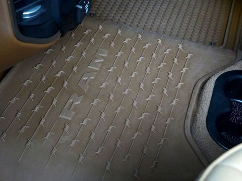 Used 2024 RAM 3500 Limited w/ Towing Technology Group image 38