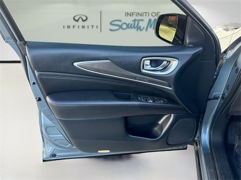 Used 2019 INFINITI QX60 Luxe w/ Essential Package image 20