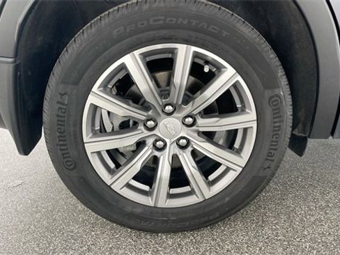 Used 2023 Cadillac XT4 Sport w/ Sun And Sound Package image 50