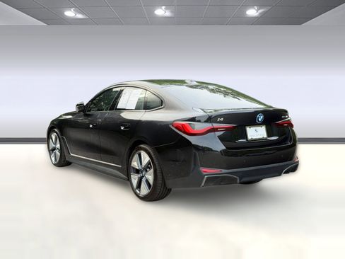 Used 2023 BMW i4 eDrive40 RWD image 3