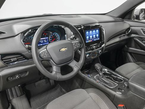 Used 2023 Chevrolet Traverse LT w/ LPO, Floor Liner Package AWD/4WD image 15