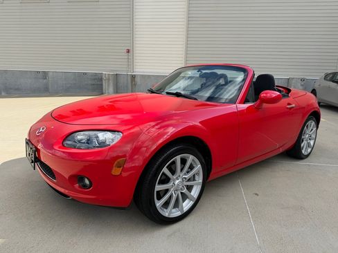 Used 2008 MAZDA MX-5 Miata Touring RWD image 7