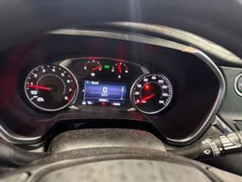 Used 2021 Chevrolet Blazer LT image 9