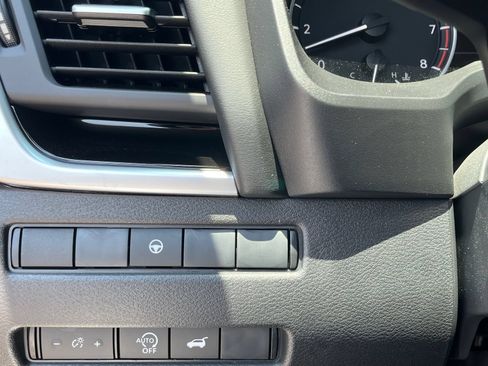 New 2026 Nissan Rogue SV AWD/4WD image 29