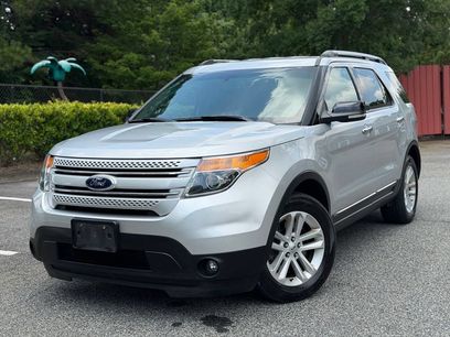Used 2014 Ford Explorer XLT w/ Equipment Group 202A