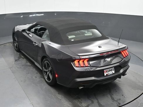 Used 2024 Ford Mustang Premium image 43