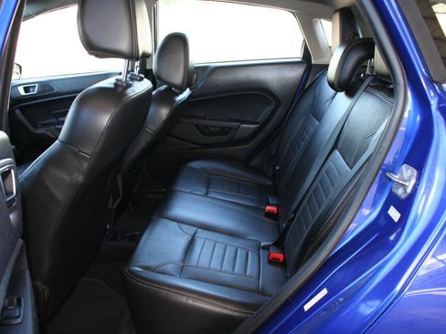 Used 2014 Ford Fiesta Titanium FWD image 23