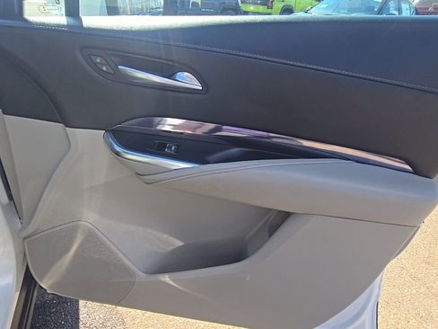 Used 2022 Cadillac XT4 Luxury image 27
