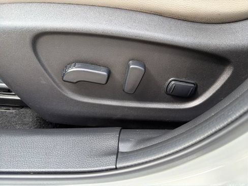 Certified 2021 Nissan Rogue Sport SL w/ Premium Package FWD image 16