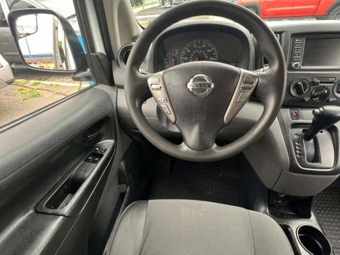 Used 2021 Nissan NV200 S w/ Back Door Glass Package FWD image 17