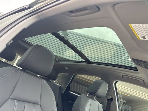 Certified 2025 Audi Q5 Premium w/ Premium Plus AWD/4WD image 18