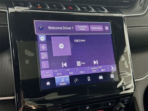 New 2025 Jeep Grand Cherokee Altitude image 13