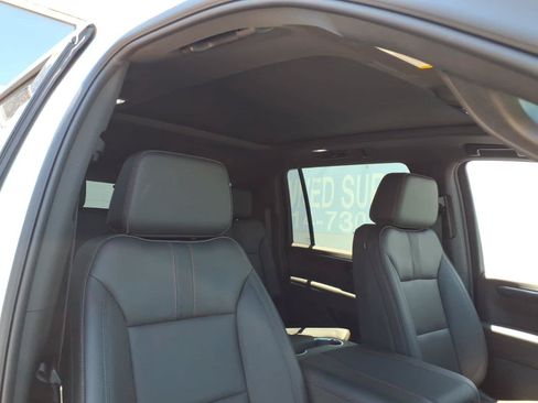 Certified 2026 Chevrolet Suburban RST w/ Advanced Technology Package AWD/4WD image 22